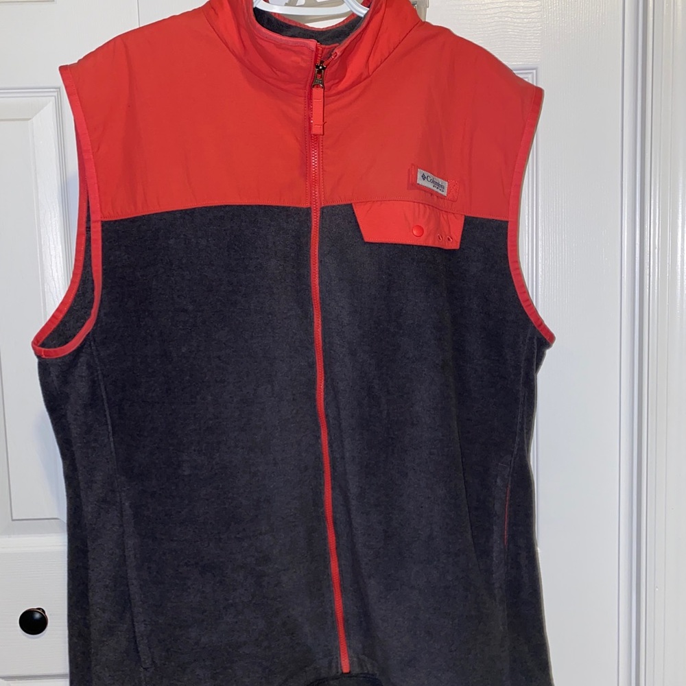 COLUMBIA PFG FLEECE VEST